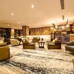 White Diamond Hotel Sari