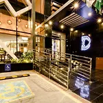 White Diamond Hotel Sari